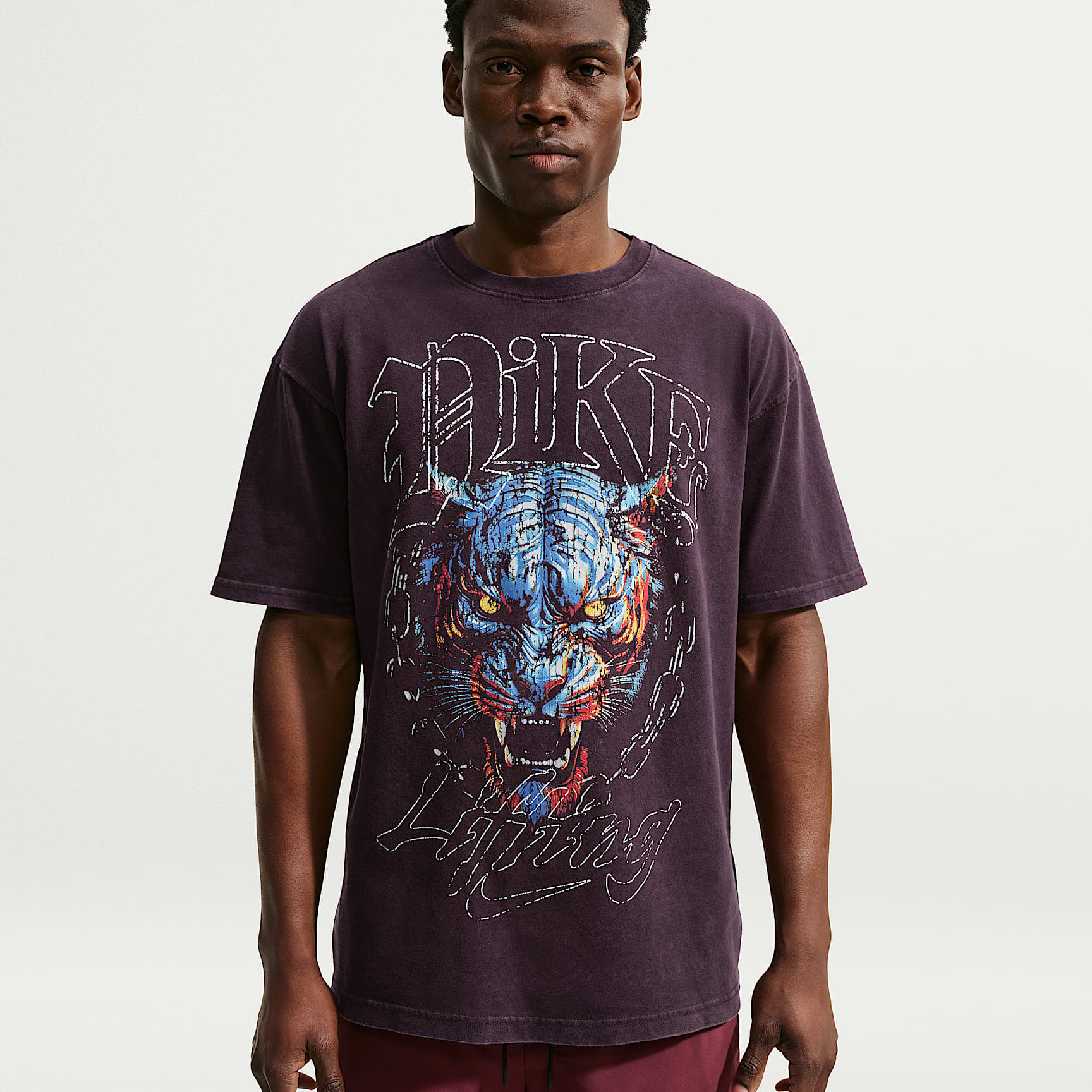 Nike Men's T-Shirt. Nike.com